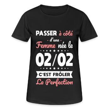 Anniversaire - Née le 2 Février Frôler perfection - T-shirt respirant Femme - noir - Devant - AI Model Female 172 light (172cm)