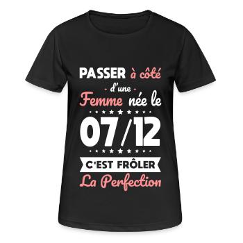 Anniversaire - Née le 7 Décembre Frôler perfection - T-shirt respirant Femme - noir - Devant - AI Model Female 172 light (172cm)
