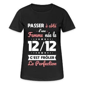 Anniversaire - Née 12 Décembre Frôler perfection - T-shirt respirant Femme - noir - Devant - AI Model Female 172 light (172cm)