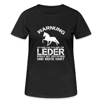 Leder, Peitschen, Reite Hart - Frauen T-Shirt atmungsaktiv - Schwarz - Vorne - AI Model Female 172 light (172cm)
