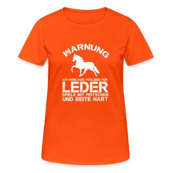 Leder, Peitschen, Reite Hart - Frauen T-Shirt atmungsaktiv - Neonorange - Vorne - AI Model Female 172 dark (172cm)