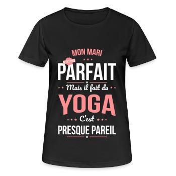 Mon mari n'est pas parfait mais il fait du yoga - T-shirt respirant Femme - noir - Devant - AI Model Female 172 light (172cm)
