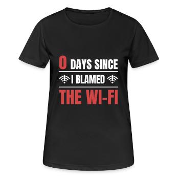 Technical Support 0 Days Since My Last PC Crash - Women's Breathable T-Shirt - black - Front - AI Model Female 172 light (172cm)