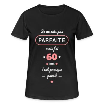 Anniversaire 60 ans - Pas parfaite mais 60 ans - T-shirt respirant Femme - noir - Devant - AI Model Female 172 light (172cm)