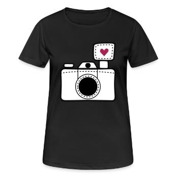 Camera love - Women's Breathable T-Shirt - black - Front - AI Model Female 172 light (172cm)