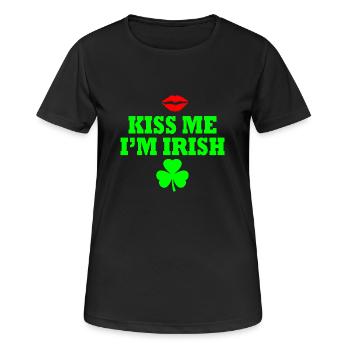Kiss me im irish - Frauen T-Shirt atmungsaktiv - Schwarz - Vorne - AI Model Female 172 light (172cm)