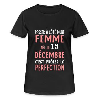 Anniversaire - Née 19 Décembre Frôler perfection - T-shirt respirant Femme - noir - Devant - AI Model Female 172 light (172cm)
