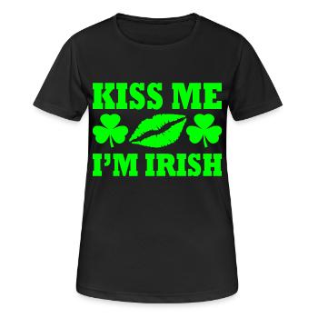 Kiss me im irish - Frauen T-Shirt atmungsaktiv - Schwarz - Vorne - AI Model Female 172 light (172cm)