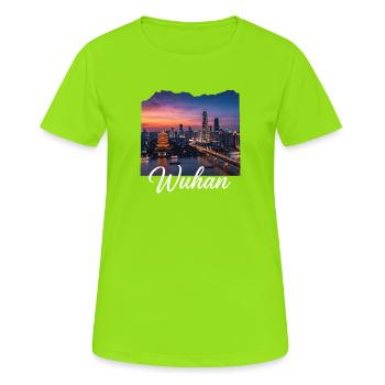 Wuhan Abendlicht Skyline - Frauen T-Shirt atmungsaktiv - Neongrün - Vorne - AI Model Female 172 dark (172cm)