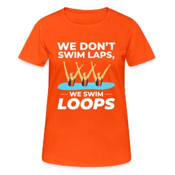 Wir schwimmen Loops Synchronschwimmen Humor Design - Frauen T-Shirt atmungsaktiv - Neonorange - Vorne - AI Model Female 172 dark (172cm)