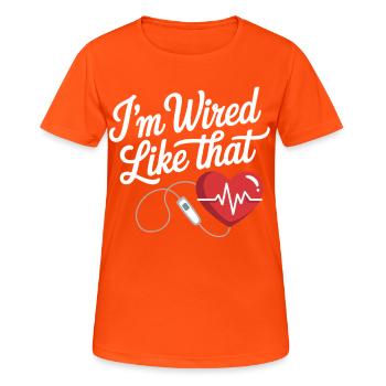 Je suis câblé comme le cœur - T-shirt respirant Femme - orange néon - Devant - AI Model Female 172 dark (172cm)