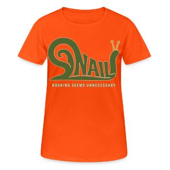 SNAIL – Humour sans hâte - T-shirt respirant Femme - orange néon - Devant - AI Model Female 172 dark (172cm)