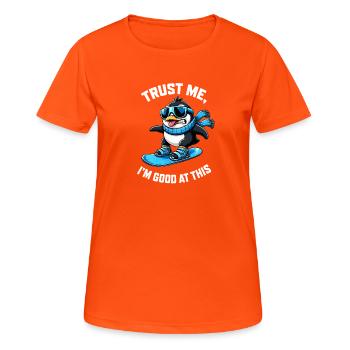 Penguin sur le discours des sports d’hiver sur le snowboard - T-shirt respirant Femme - orange néon - Devant - AI Model Female 172 dark (172cm)