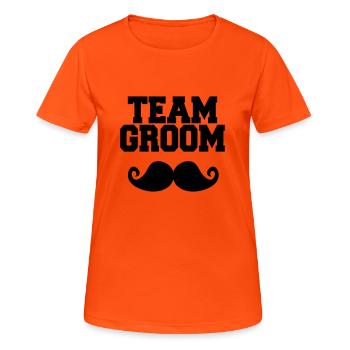 Team Groom, Bachelor Party, Stag & Hen Nights - Frauen T-Shirt atmungsaktiv - Neonorange - Vorne - AI Model Female 172 dark (172cm)