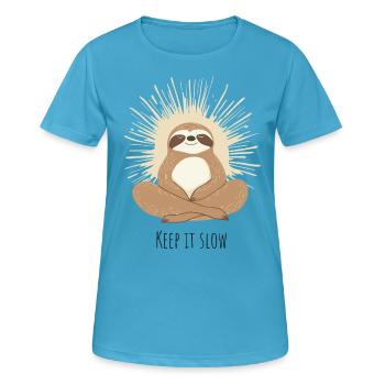 Keep It Slow – Méditation détendue contre la paresse - T-shirt respirant Femme - bleu saphir - Devant - AI Model Female 172 dark (172cm)