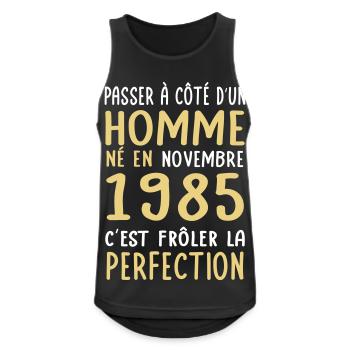 Anniversaire 40 ans - Né en Novembre 1985 - Débardeur respirant Homme - noir - Devant - Nick (188cm)