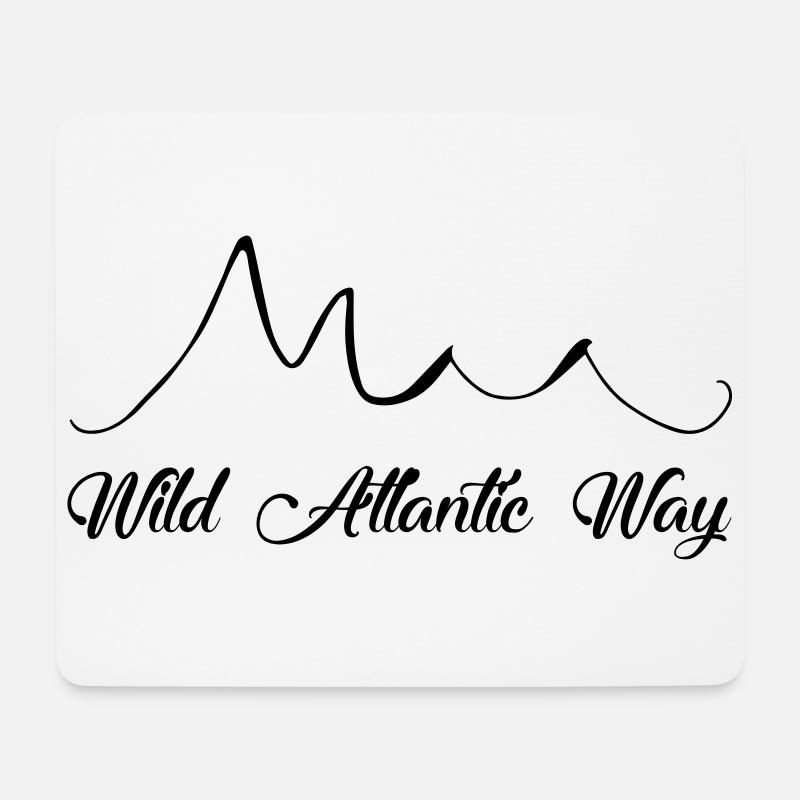 Wild Atlantic Way, Irland - Mousepad (Querformat) - Weiß