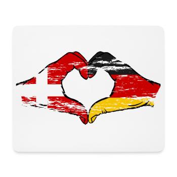 Danemark Allemagne forme de coeur avec les mains utilisées - Tapis de souris (format paysage) - blanc - Devant