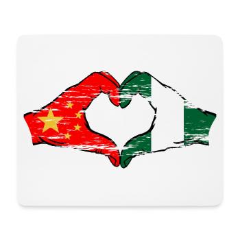 Forme de coeur du drapeau de la Chine et du Nigeria utilisé - Tapis de souris (format paysage) - blanc - Devant