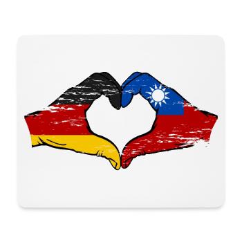 Allemagne Taiwan drapeau mains coeur utilisé - Tapis de souris (format paysage) - blanc - Devant