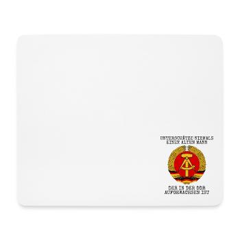 Unterschätze nie alten Mann aufgewachsen in DDR - Mousepad (Querformat) - Weiß - Vorne