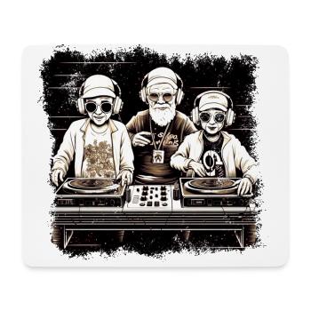 Coole ältere DJ´s mit Sonnenbrille und Kopfhörern - Mousepad (Querformat) - Weiß - Vorne