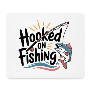 Hooked on Fishing – Lustiges Angel-Motiv - Mousepad (Querformat) - Weiß - Vorne