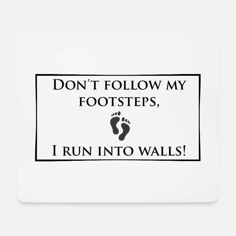 Footsteps black - Mousepad (Querformat) - Weiß
