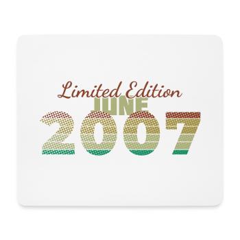 18e anniversaire édition limitée (SCR) 06/2007 - Tapis de souris (format paysage) - blanc - Devant