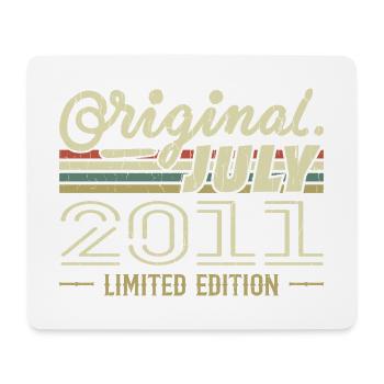 Juillet 2011 Original Cadeau Anniversaire 2011 - Tapis de souris (format paysage) - blanc - Devant