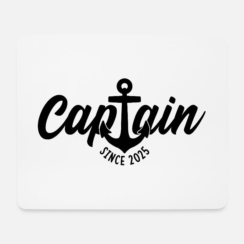 CAPTAIN SINCE 2025 KAPITÄN - Mousepad (Querformat) - Weiß