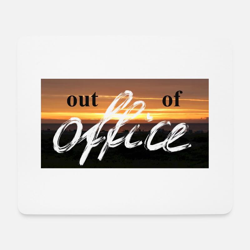 Abendhimmel mit Out of Office Motiv - Mousepad (Querformat) - Weiß