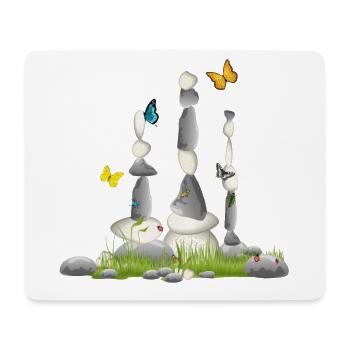 trois tours de pierre dans une prairie avec des insectes - Tapis de souris (format paysage) - blanc - Devant