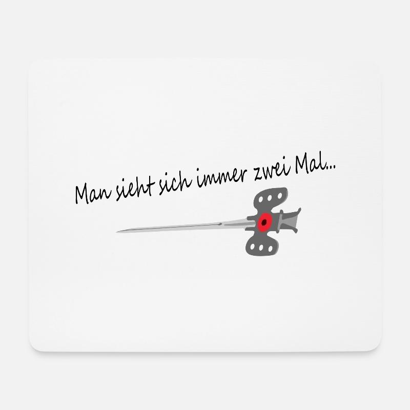 Man sieht sich immer zwei mal Krankenhaus Arzt - Mousepad (Querformat) - Weiß