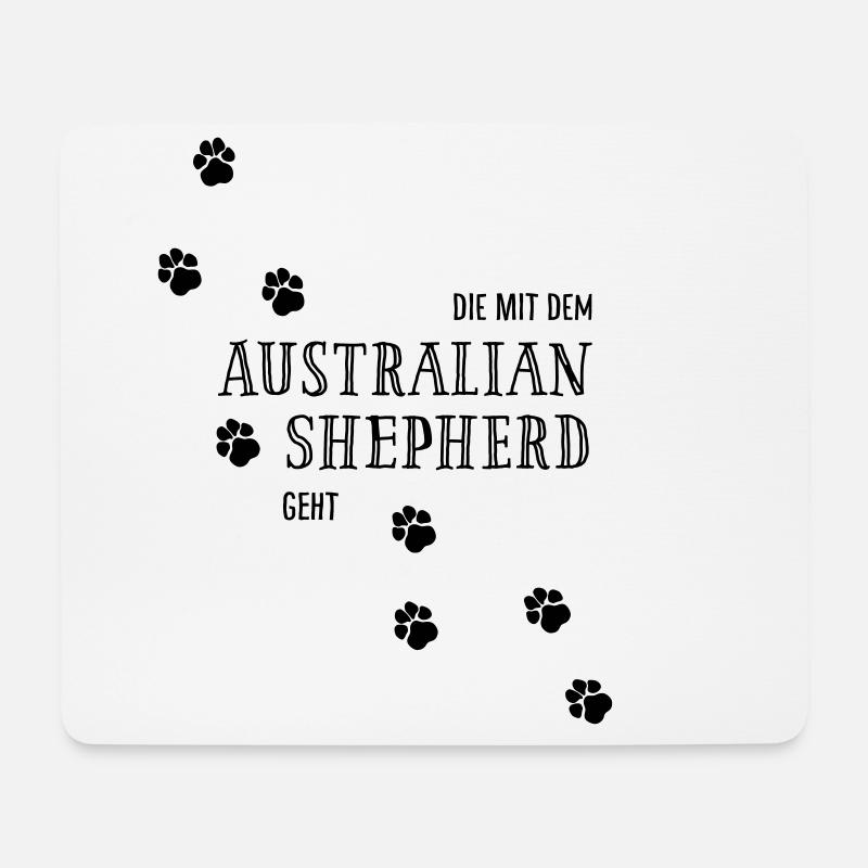 Die mit dem Australian Sheperd geht - Hundepfoten - Mousepad (Querformat) - Weiß