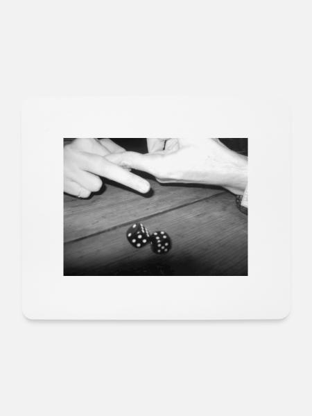 Finger und Würfel - Mousepad (Querformat) - Weiß