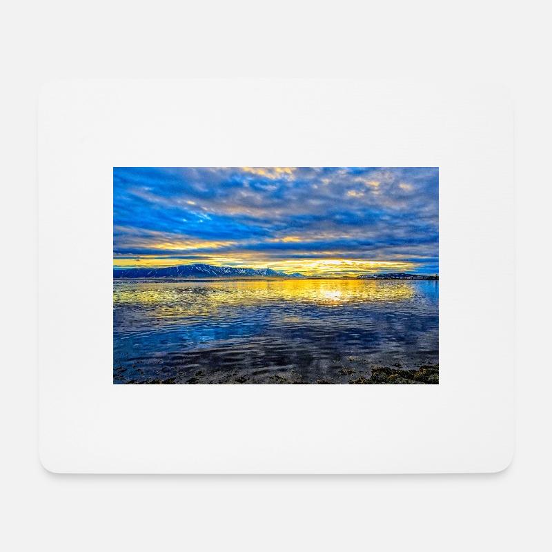 Morgensonne vor Island - Mousepad (Querformat) - Weiß