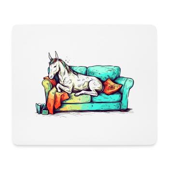 Faules Einhorn am Chillen auf dem Sofa - Mousepad (Querformat) - Weiß - Vorne