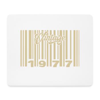 Jahrgang 1977 Barcode 1977: Jahr 2025. - Mousepad (Querformat) - Weiß - Vorne