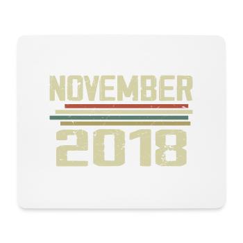 Vintage November 2018 vintage Retro November 2018 - Mouse Pad (horizontal) - white - Front