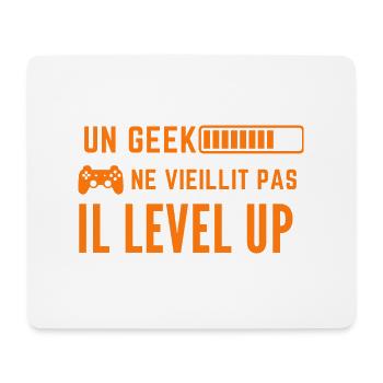 A geek doesn't get old, he level up - Mouse Pad (horizontal) - white - Front