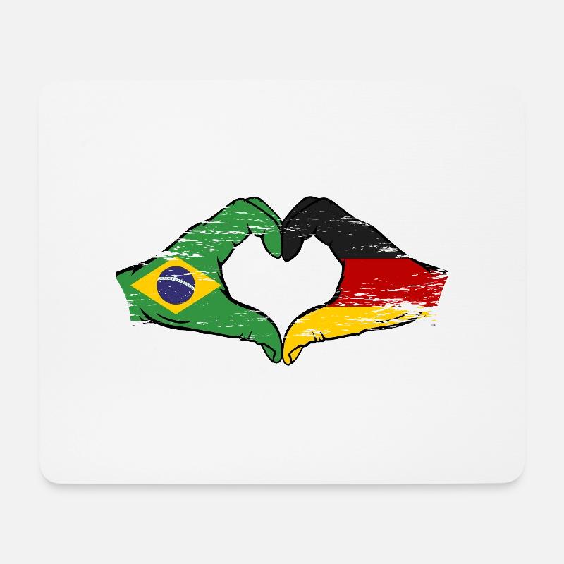 Brasilien Deutschland Flagge Haende Herzform used - Mousepad (Querformat) - Weiß