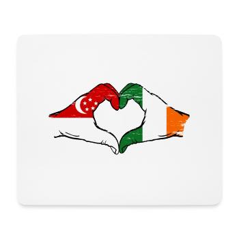 Singapour Irlande Drapeau Mains Coeur Forme Utilisé - Tapis de souris (format paysage) - blanc - Devant