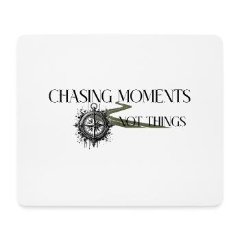 Chasing Moments – Abenteuer statt Dinge - Mousepad (Querformat) - Weiß - Vorne