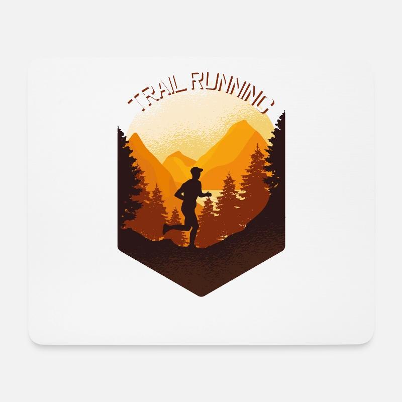 Trail Running &Course de montagne, Ultra Trail Runner - Tapis de souris (format paysage) - blanc