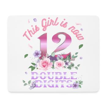 Dieses Mädchen Ist Jetzt 12 Double Digits 12. - Mousepad (Querformat) - Weiß - Vorne