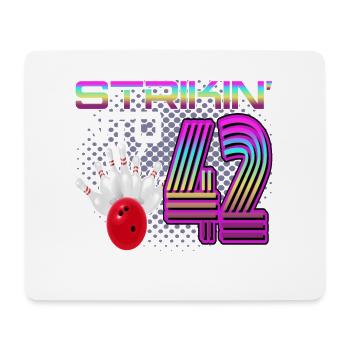 Frapper dans 42 Bowling Bowler 42e anniversaire - Tapis de souris (format paysage) - blanc - Devant