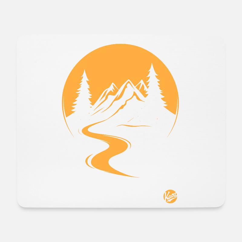 Naturkulisse mit Bäumen, Fluss und Bergen - Mousepad (Querformat) - Weiß