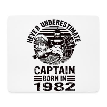 Never Underestimate Captain born in 1982 - Mousepad (Querformat) - Weiß - Vorne