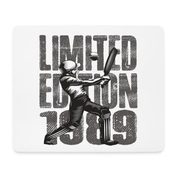 Limited Edition 1989 Limited Edition Cricket - Mousepad (Querformat) - Weiß - Vorne